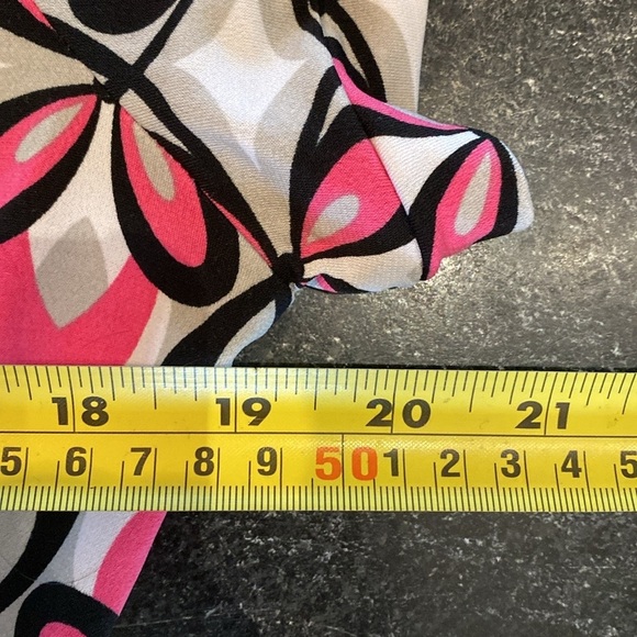 Faux wrap Top - Picture 5 of 6